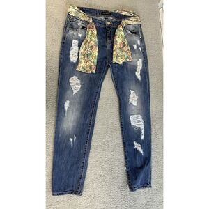 MNG Collection  Woman's Size 6  Demin Distressed Accent Scarf Belt 100 % Cotton